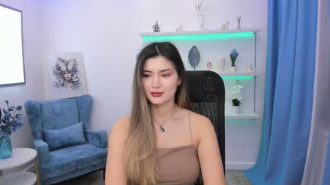 annetli online show from September 26, 3:43 am