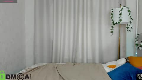 annette_nelsone online show from April 13, 1:00 am