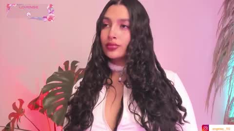 Angel online show from November 20, 3:45 pm