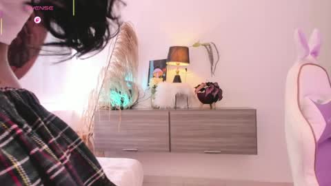 Angel online show from April 18, 7:07 pm