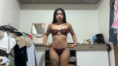 Snapshot of annhottiespicy chatting on October 18, 2:07 pm annhottiespicy online show from October 18, 2:07 pm