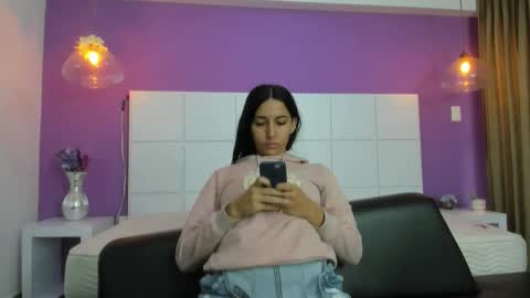 Ann online show from December 2, 12:43 pm