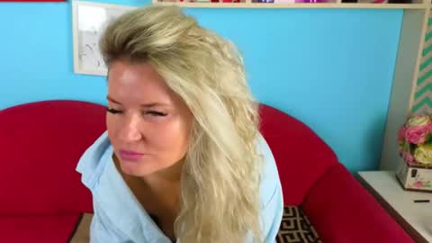 Annie online show from December 16, 5:34 am