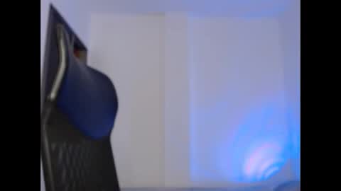 Snapshot of anniecervantez chatting on April 1, 2:23 am Annie online show from April 1, 2:23 am