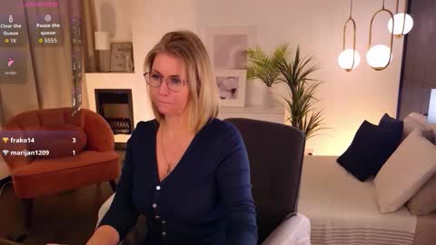 Annie online show from February 7, 12:42 pm