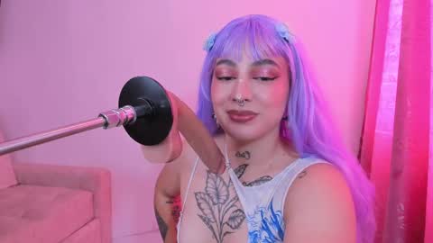 Snapshot of annika_03 chatting on September 28, 5:51 pm Gise. online show from September 28, 5:51 pm