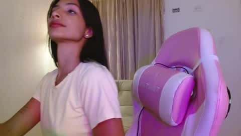 Snapshot of annitaserna chatting on April 11, 3:55 am AnnaS online show from April 11, 3:55 am