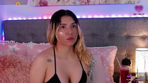 Antonella Lee online show from October 17, 8:33 pm