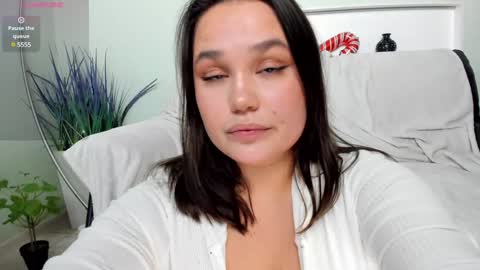 Anna online on weekends online show from December 23, 9:29 pm