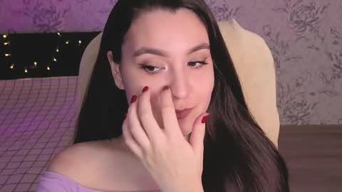 Annie online show from March 22, 4:16 am