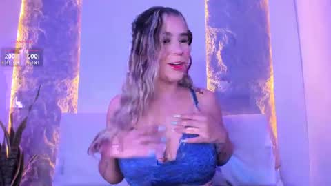 Snapshot of anny_vall chatting on June 25, 9:08 pm Anny online show from June 25, 9:08 pm