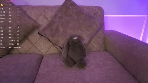 Ana online show from February 20, 12:38 pm