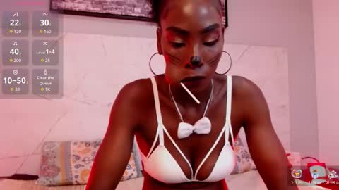 Snapshot of annyfiore chatting on October 26, 1:55 am Anny online show from October 26, 1:55 am