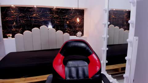 Anny online show from February 28, 2:51 pm