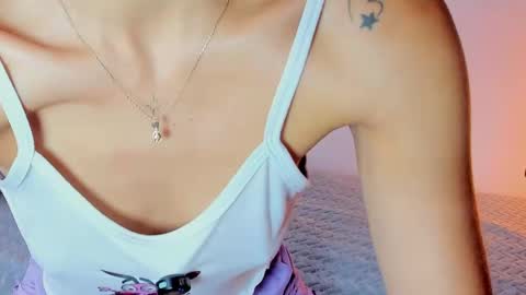 Snapshot of annyy_ricee28 chatting on May 16, 11:53 am Annyy Ricee28 online show from May 16, 11:53 am