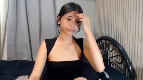 Snapshot of anok_yaii chatting on June 10, 6:34 am anok_yaii online show from June 10, 6:34 am
