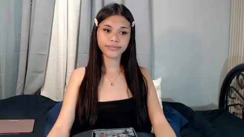 Snapshot of anok_yaii chatting on June 27, 6:35 pm anok_yaii online show from June 27, 6:35 pm