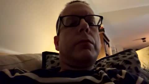 anonymousfrederick76 online show from March 4, 6:52 am