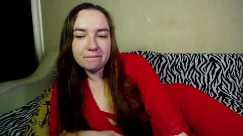 Snapshot of anora_ chatting on April 1, 1:28 am anora_ online show from April 1, 1:28 am