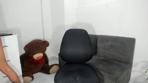 Jordan Mateo online show from February 26, 9:08 am