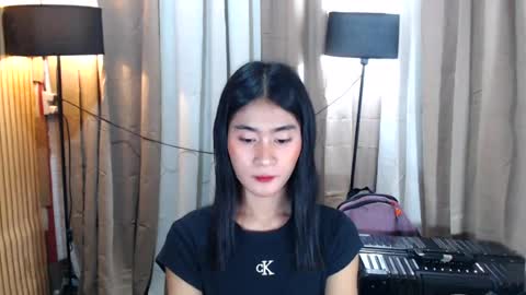 thonette online show from July 12, 2:41 pm
