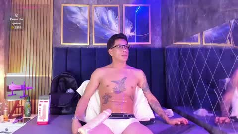 Snapshot of anthony_hotxx chatting on May 17, 8:05 pm Anthonyy online show from May 17, 8:05 pm