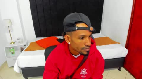 Snapshot of anthoy_wayans chatting on January 23, 12:25 am       online show from January 23, 12:25 am