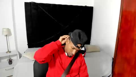 Snapshot of anthoy_wayans chatting on September 9, 12:32 am       online show from September 9, 12:32 am