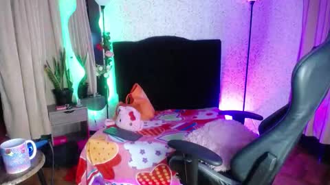 antia_x online show from October 15, 8:20 pm