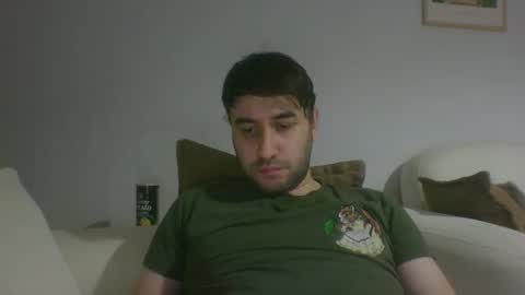 Snapshot of antilogos28 chatting on October 11, 5:22 pm antilogos28 online show from October 11, 5:22 pm