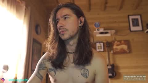 Snapshot of antinoo_gnothi chatting on November 3, 5:25 pm Antinoo Gnothi online show from November 3, 5:25 pm