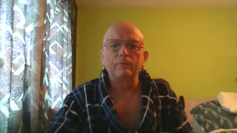 Snapshot of antmatt2025 chatting on May 17, 8:45 am antmatt2025 online show from May 17, 8:45 am