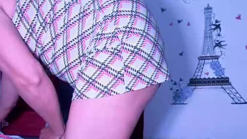 Snapshot of anto055 chatting on May 15, 10:00 am Antonella online show from May 15, 10:00 am