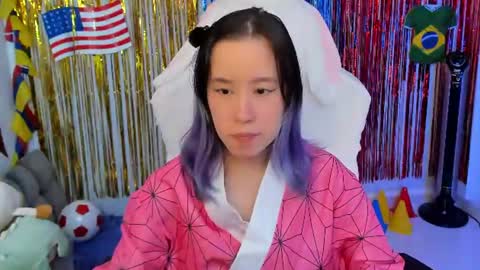 Snapshot of anto_sweet18 chatting on June 28, 11:27 am My birthday is on december 2nd surprise me with a gift from my amazonlist online show from June 28, 11:27 am