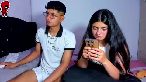 antonela_and_thiago online show from March 5, 3:13 am