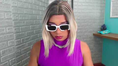 Snapshot of antonela_connors chatting on September 18, 2:35 am IM ANTONELA online show from September 18, 2:35 am