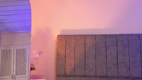 Snapshot of antonella_1998_ chatting on June 30, 1:01 pm Antonella online show from June 30, 1:01 pm