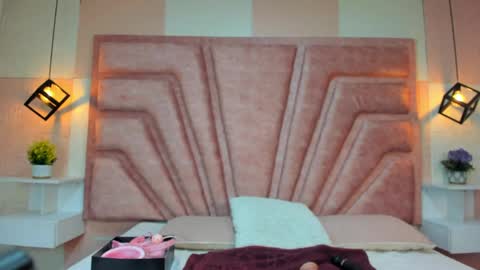Snapshot of antonella_blue01 chatting on April 14, 11:11 pm Antonella online show from April 14, 11:11 pm