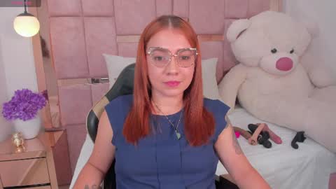 Snapshot of antonella_moon7 chatting on July 10, 3:55 am Antonella Moon 7 online show from July 10, 3:55 am
