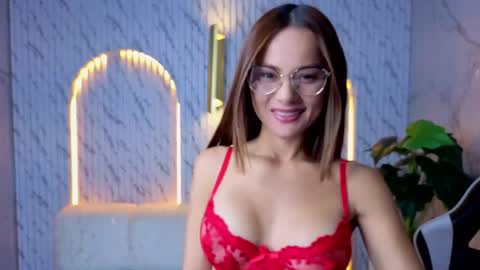 Snapshot of antonella_tx_ chatting on June 3, 12:30 pm Follow me.. Live 1430 to 2100 online show from June 3, 12:30 pm