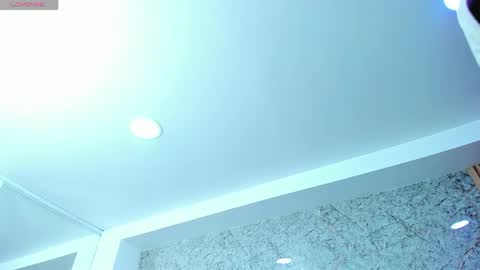 Snapshot of antonella_west chatting on April 21, 3:02 am Anto online show from April 21, 3:02 am