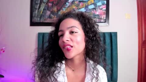 AntonellaHall  online show from November 24, 12:16 pm