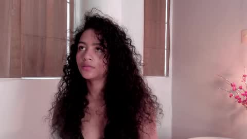 AntonellaHall  online show from April 7, 6:41 pm