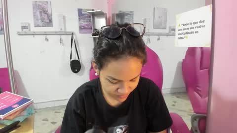 Snapshot of antonellakling_ chatting on February 11, 11:26 am ANTONELLA online show from February 11, 11:26 am