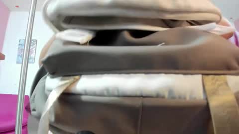 Snapshot of antonellakling_ chatting on February 27, 11:43 am ANTONELLA online show from February 27, 11:43 am