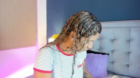 Sarah online show from January 4, 1:21 pm