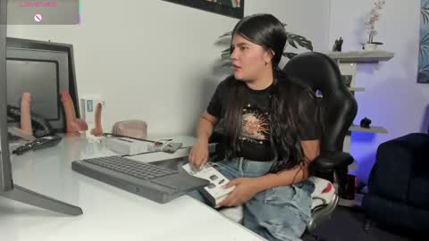 Antonella  online show from April 8, 7:36 pm