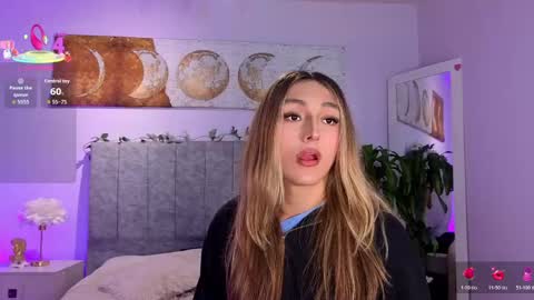 Snapshot of antonellastar24_ chatting on May 11, 7:44 pm Antonella online show from May 11, 7:44 pm