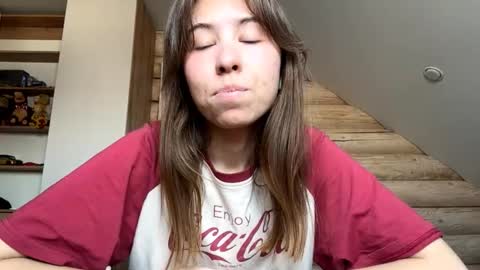 Snapshot of antonettabunyan chatting on February 19, 8:32 am Serena online show from February 19, 8:32 am