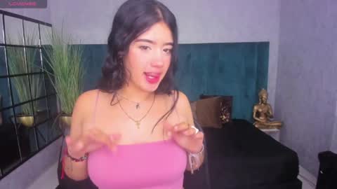 Snapshot of antoniajblair chatting on April 8, 11:21 am A N T O N I A online show from April 8, 11:21 am